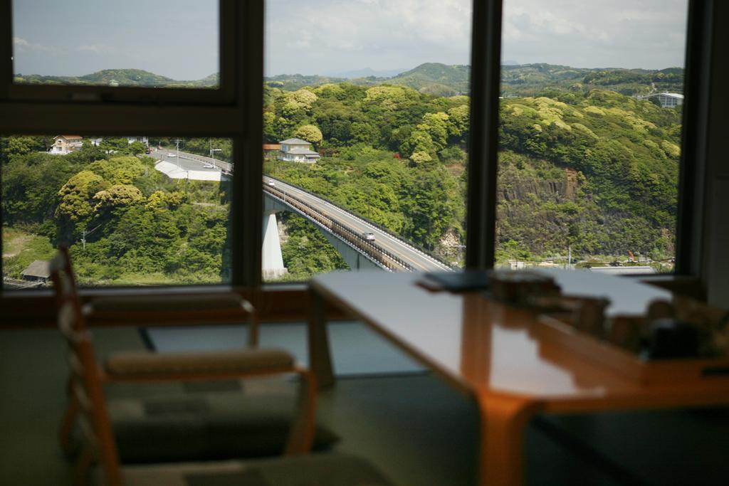 Kanko Hotel Taibokaku Карацу Экстерьер фото